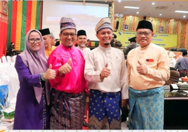 Pimpinan dan Anggota DPRD Riau Hadiri Rapat Paripurna Hari Jadi Kota Pekanbaru ke 238
