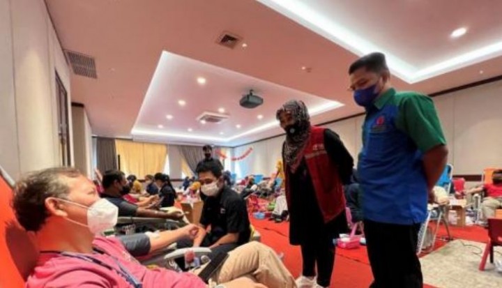 Gelar Donor Darah, 777 Kantong Darah Terkumpul oleh KDD Riau Kompleks dan PT RAPP