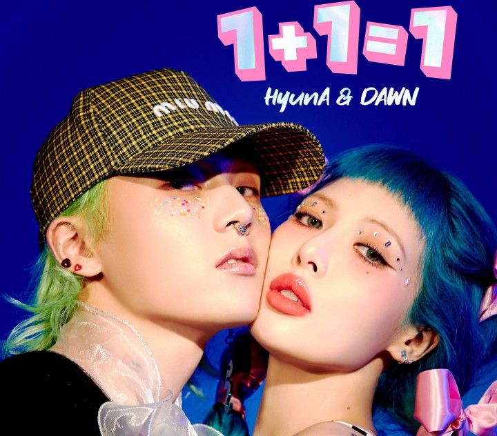 Potret Poster Salah Satu Album HyunA dan Dawn (Twitter)