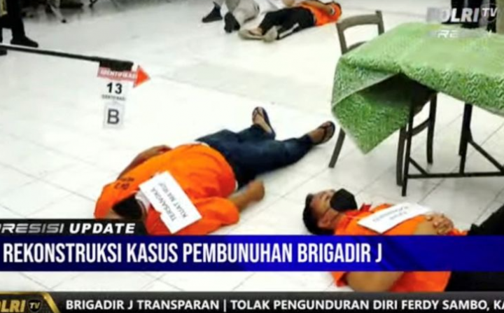 Rekonstruksi Brigadir J, Korban Sempat Tidur dengan 3 Tersangka Sebelum Dibunuh / Youtube Polri TV Radio