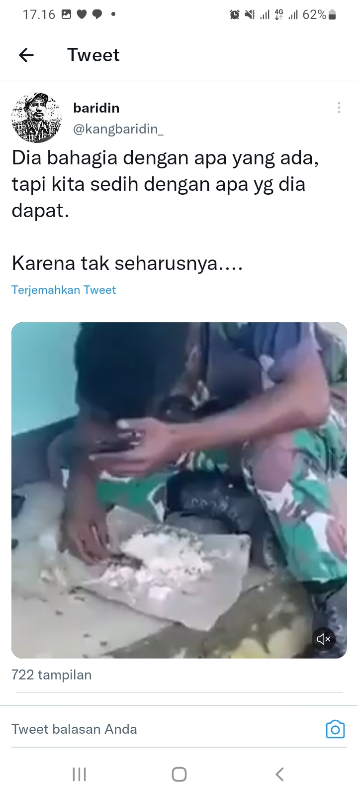 Viral di TikTok, Prajurit TNI Makan Nasi Putih dan Seekor Ikan Goreng, Netizen : Hebat, Tetap Bisa Tersenyum