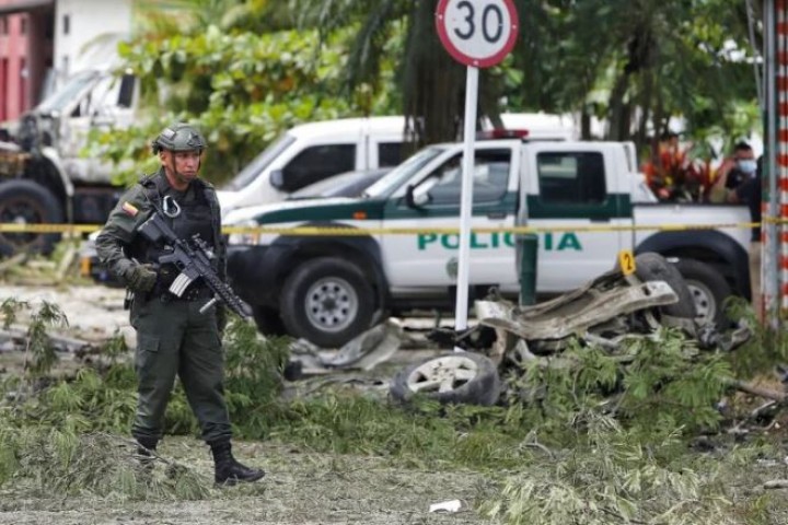 Tujuh Polisi Tewas Dalam Serangan Bom di Kolombia