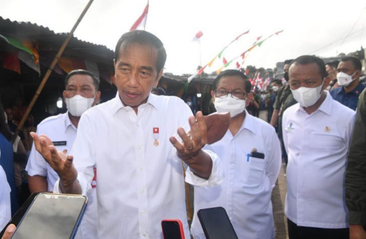Jokowi membolehkan masyarakat dan buruh yang demo perihal kenaikan harga BBM dan harus dilakukan dengan cara yang baik /sindonews.com 