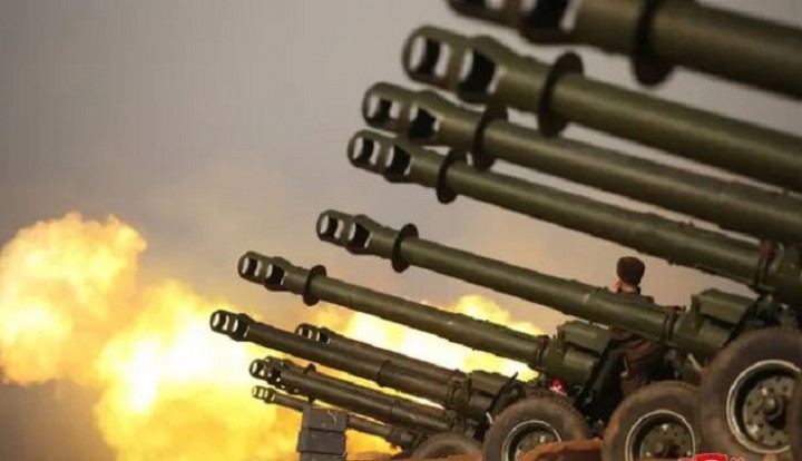 Rusia Ketahuan Membeli Jutaan Roket dan Peluru Dari Korea Utara 