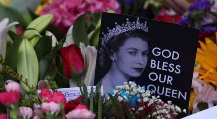 Pejabat Asing yang Menghadiri Pemakaman Ratu Elizabeth II Harus Bepergian Dengan Penerbangan Komersial