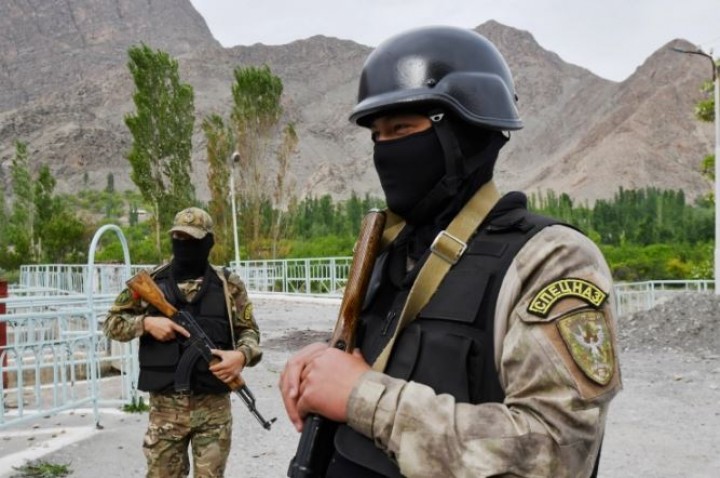 Sedikitnya 24 Tewas Dalam Bentrokan di Kirgistan, Perbatasan Tajikistan
