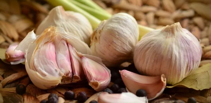 Berikut 10 fakta terpedas tentang bawang putih yang jarang diketahui /pinterest