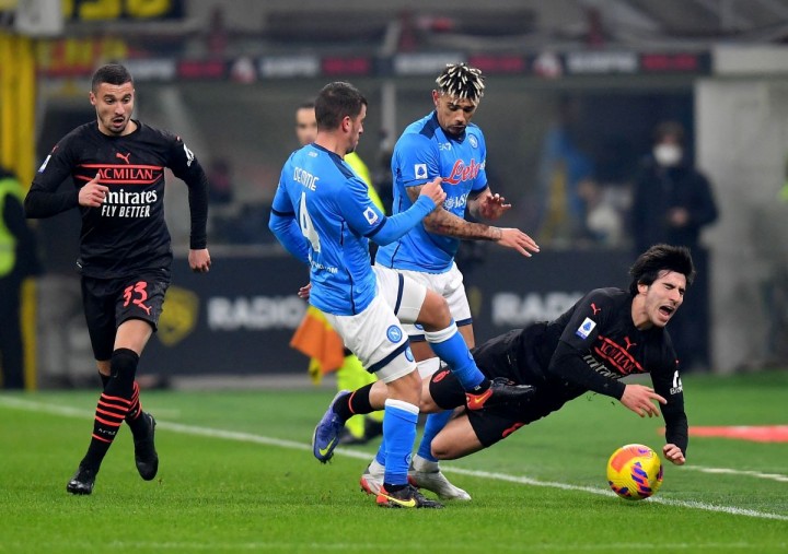 Laga Napoli vs AC Milan di Liga Italia 2022 (Photo: Goal.com)