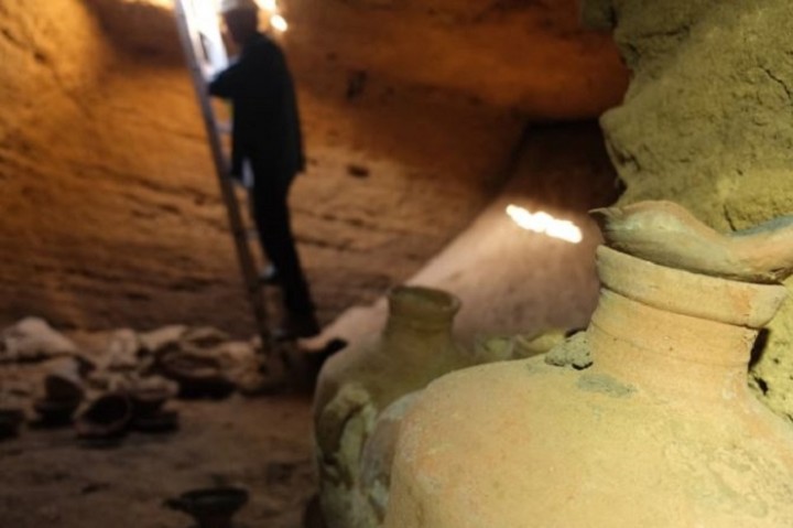 Gua Pemakaman Era Ramses II Ditemukan di Israel