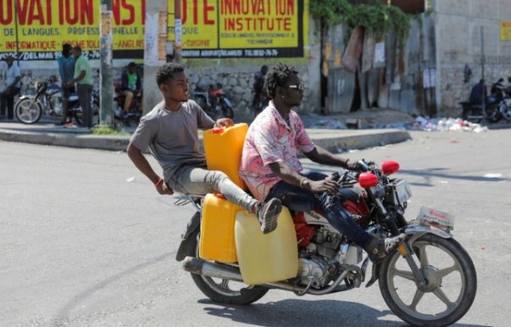 Rumah Sakit Haiti Bersiap Ditutup Karena Geng Memblokir Pasokan Bahan Bakar