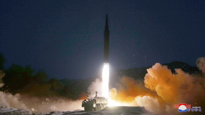 Korea Utara Luncurkan Rudal Balistik ke Laut Jepang, Menteri Pertahanan