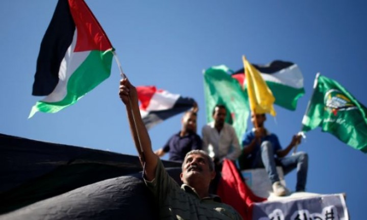 Faksi Palestina Menandatangani Perjanjian Rekonsiliasi di Aljazair