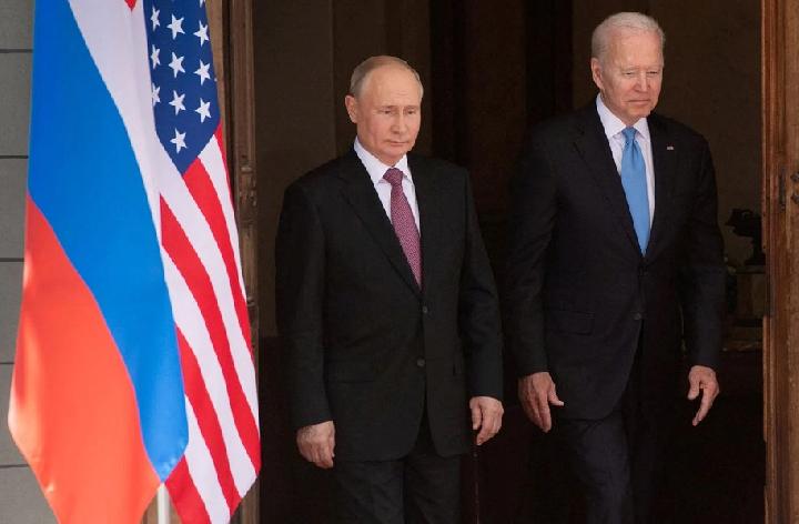 Indonesia Siap Fasilitasi Pertemuan Biden-Putin di KTT G20