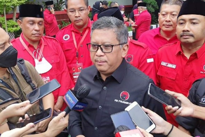 Sekretaris Jenderal PDIP Hasto Kristiyanto merespon usai Ganjar Pranowo blak-blakan siap jadi Capres 2024 /MPI