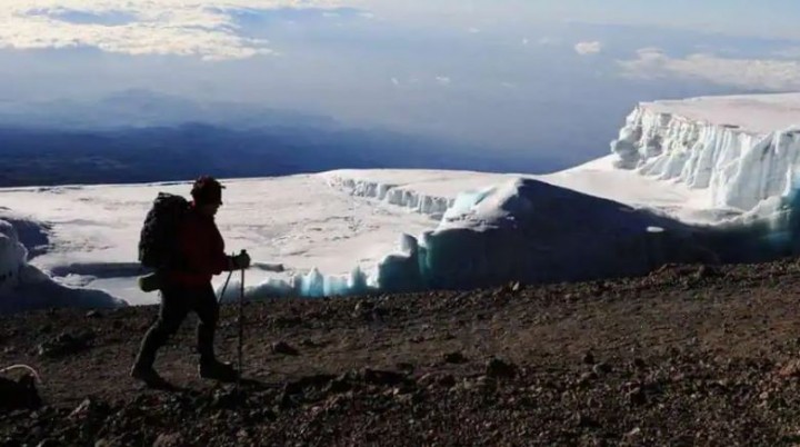 UNESCO: Gletser di Kilimanjaro dan Yellowstone Akan Menghilang Pada Tahun 2050