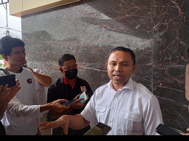 Soal Kemungkinan Duet dengan Syamsuar di Pilgubri, Abdul Wahid: Saya Belum Berpikir Jadi Wakil