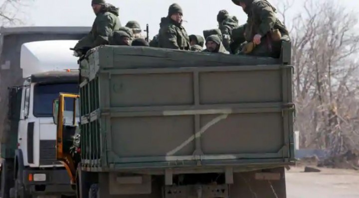 Perang Ukraina: Kementerian Pertahanan Inggris Mengklaim Rusia Mengancam Akan Tembak Tentaranya yang Memilih Mundur