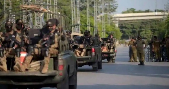 Di tengah masalah keamanan, pejabat China di Pakistan mendapatkan kendaraan anti peluru