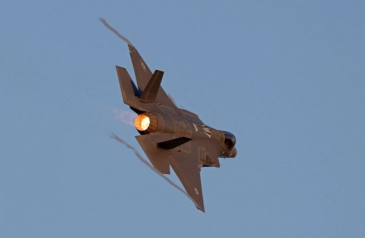 Serangan Udara Israel di Suriah Menewaskan Dua Tentara dan Melukai Tiga Lainnya
