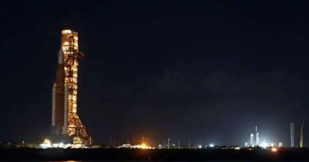 NASA Bersiap Untuk Upaya Ketiga Meluncurkan Roket Mega Bulan Artemis 1