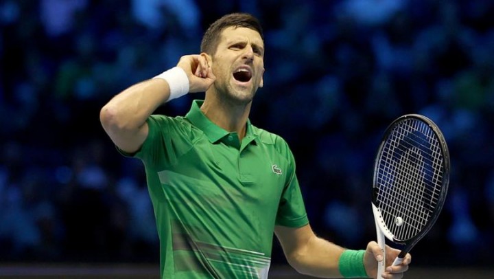  Novak Djokovic Mengalahkan Stefanos Tsisipas di Final ATP 2022