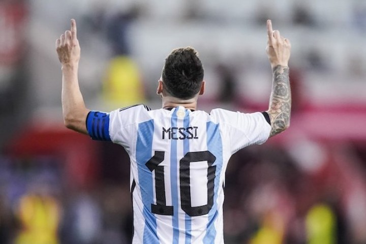 Lionel Messi Pemian PSG yang lakukan Dua Gol Dalam Semalam, menjadi Pemain Pertama dalam Turnamen yang Lakukan Gol dengan 40 tim yang berbeda (Foto: Daily Record)