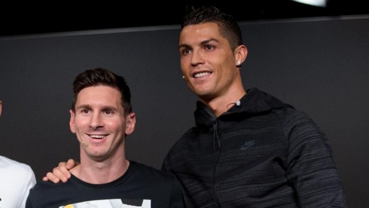 Potret Kebersamaan Cristiano Ronaldo dan Lionel Messi. (detik Sport/Foto)