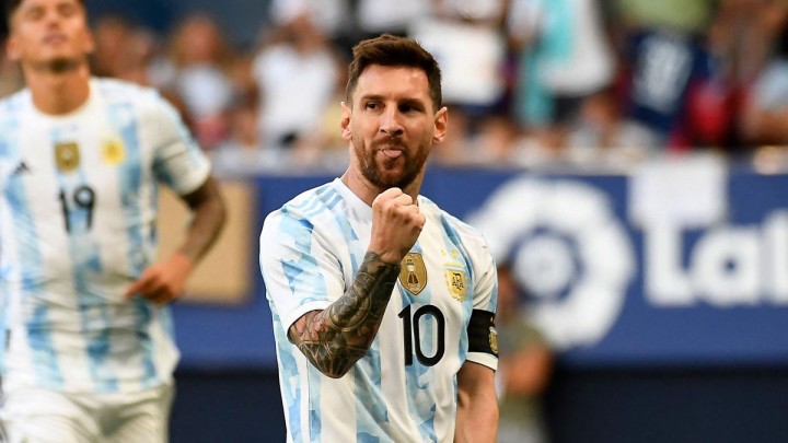 Lionel Messi Pesepakbola Asal Argentina, Pemian PSG yang lakukan Dua Gol Dalam Semalam, menjadi Pemain Pertama dalam Turnamen yang Lakukan Gol dengan 40 tim yang berbeda (Eurosport/Foto)