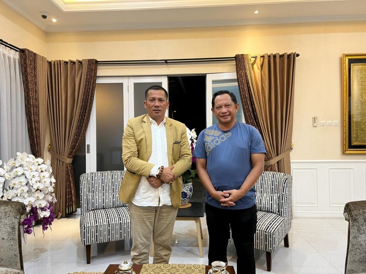 Bupati Meranti M Adil bertemu dengan Kemendagri Tito Karnavian 