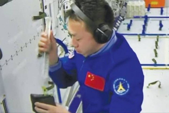 Astronot China Dikabarkan Mampu Menanam Padi di Ruang Angkasa