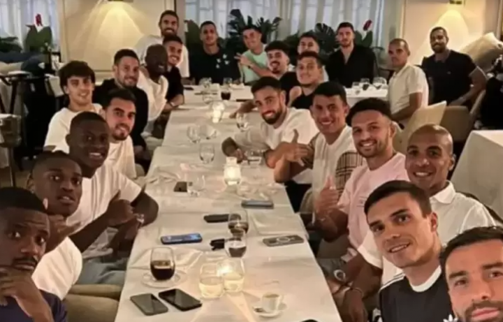 Cristiano Ronaldo traktir skuad Portugal makan malam di restoran mahal Qatar /The Sun