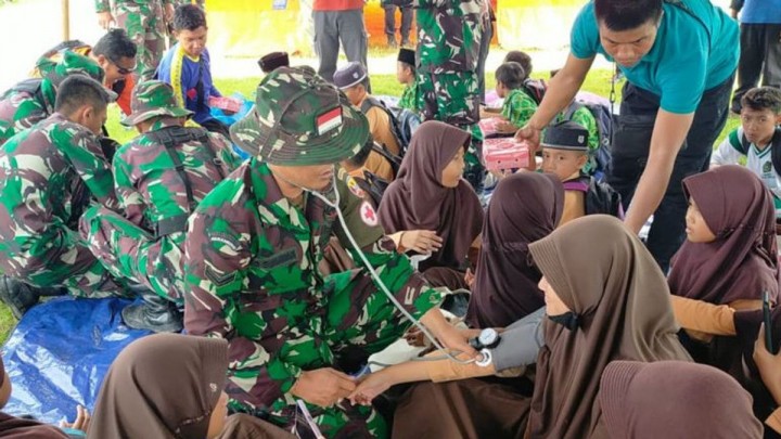TNI Gelar Simulasi Jika Terjadi Gempa Super Kuat di Lombok Tengah