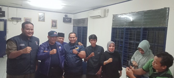 Ketua pembina DPW Nasdem Riau Eddy Natar Nasution bersama ketua Bappilu Dedi Harianto Lubis terkait persiapan kedatangan Anies Baswedan ke Riau 