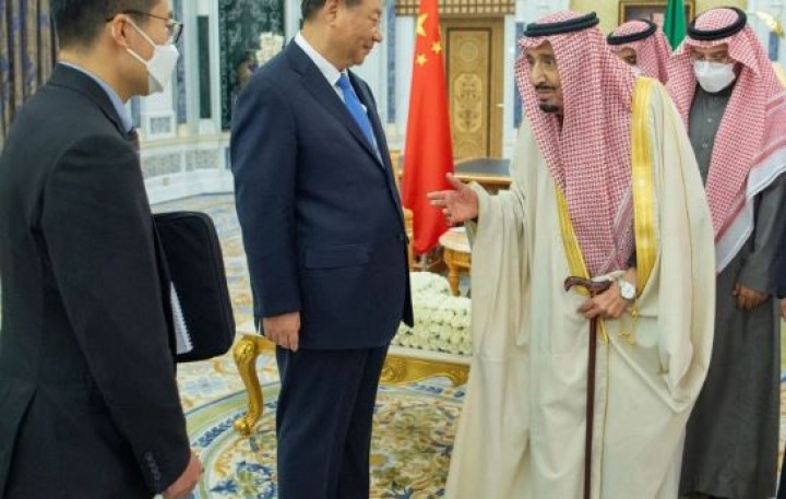 China, Arab Saudi Memperkuat Hubungan Dengan Kesepakatan Termasuk Huawei