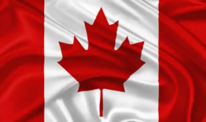 IRCC: Canadian immigration backlog shrinks to 2.2 million