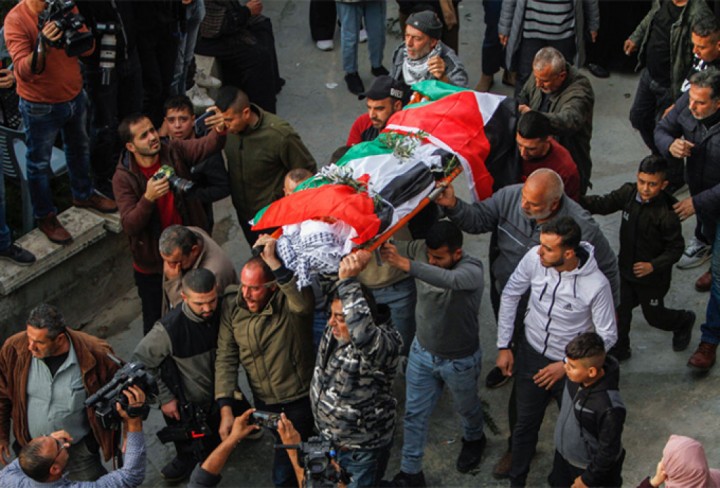 Tragis Remaja Palestina Ditembak Mati Pasukan Israel Ambil Kucing di Atas Atap. (Wahananews.com/Foto)