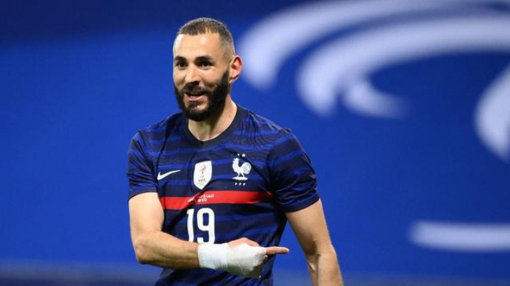 Potret Karim Benzema Pemain Timnas Prancis yang Memutuskan Out Usai Prancis Kalah lawan Argentina di Final Piala Dunia 2022. (Liputan6.com/Foto)