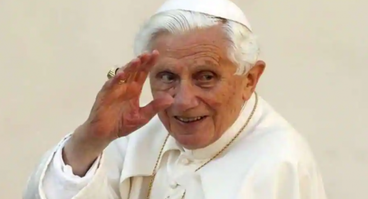 Mantan Paus Benediktus XVI meninggal dunia pada usia 95 tahun di Kota Vatikan /Reuters