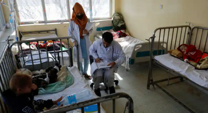 Laporan terbaru mengungkapkan anak-anak Afghanistan menderita Pneumonia /Reuters