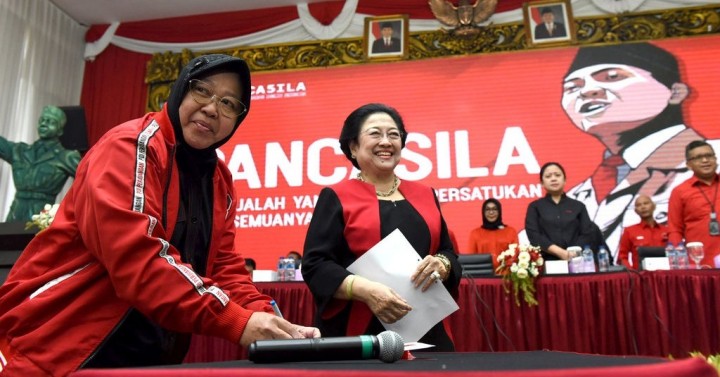 Tri Rismaharini dan Megawati