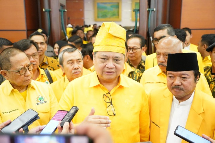 Ketua umum DPP Golkar Airlangga Hartarto usai membuka Rakornis dan Bimtek Golkar wilayah Sumatera I