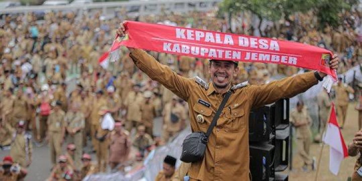 9 Tahun Kades Menjabat Dinilai Suburkan Politik Dinasti