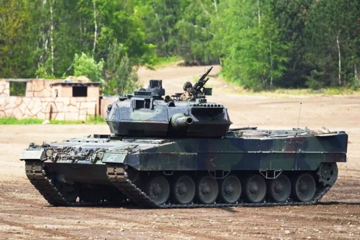 Polandia dan Belanda dikabarkan akan menyumbangkan Tank Leopard 2 untuk Ukraina /ruetir.com