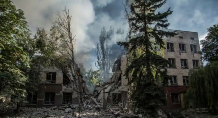 Rusia klaim Ukraina telah melakukan serangan di rumah sakit /Reuters