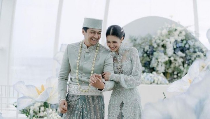 Mikha Tambayong dan Deva Mahenra resmi menikah/net