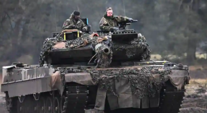 NATO sebut Ukraina akan mendapatkan 100 Tank Leopard 1 dalam beberapa bulan mendatang /Reuters
