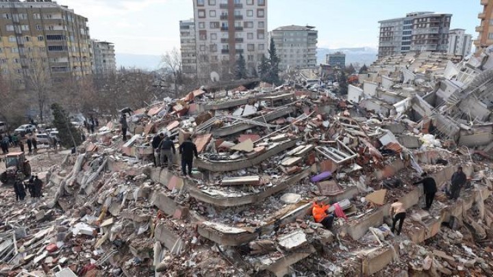 Potret Gedung yang Lululantahkan Gempa Turki-Suriah sebesar 7,8 M. (Liputan6.com/Foto)