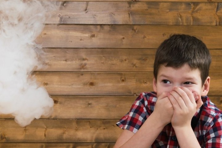Ilustrasi Asap Rokok yang Dapat mengganggu Aktivitas dan Kesehatan Anak-Anak. (Pixabay/Foto)