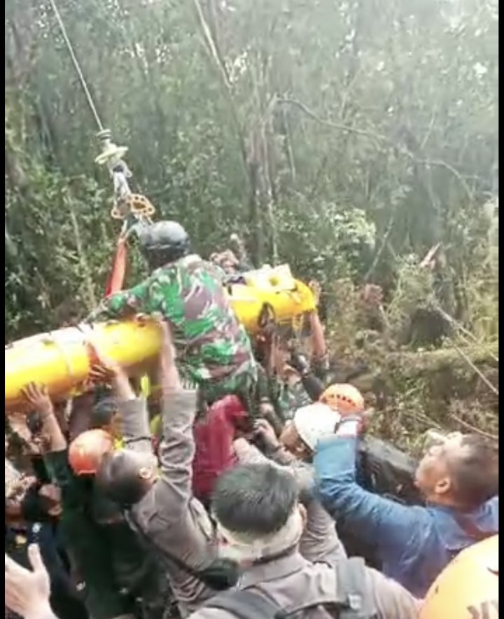 Proses evakuasi Kapolda Jambi