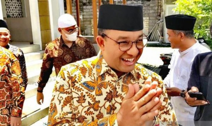 Bawaslu Surabaya menyebar pesan singkat agar masyarakat tak tertarik dengan kampanye politik yang dilakukan Anies Baswedan di masjid-masjid. Sumber: Inews.ID